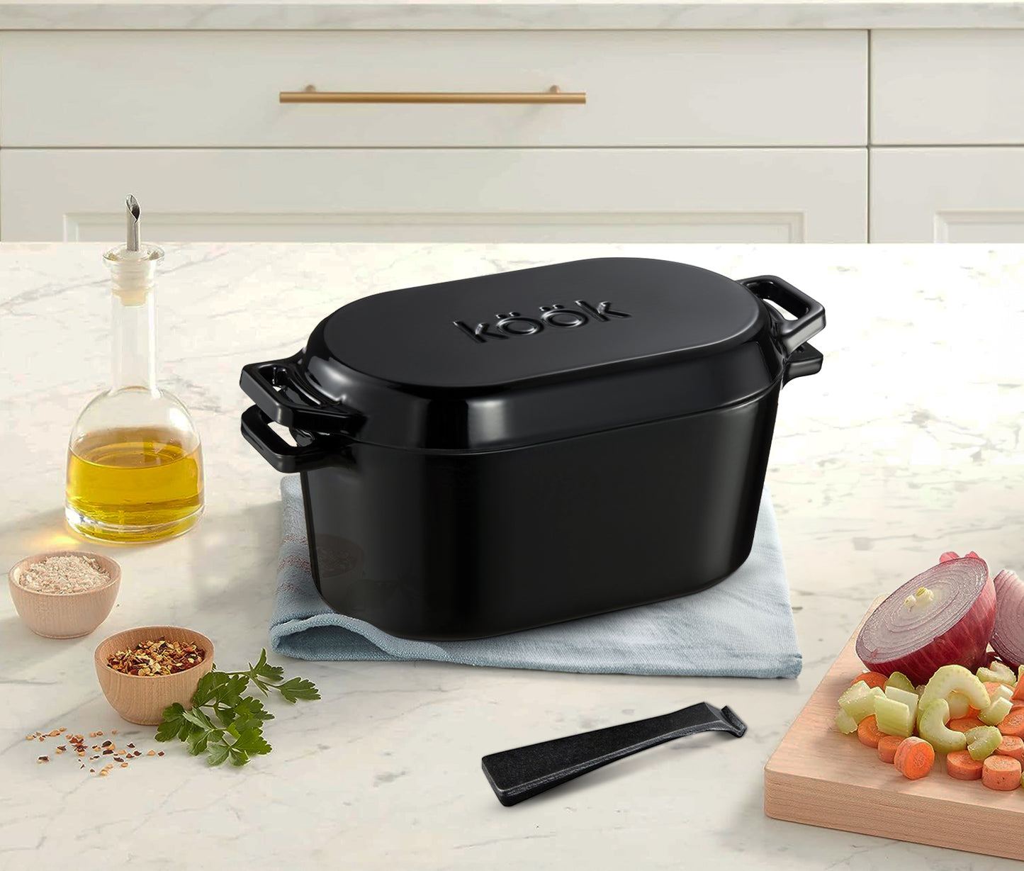 OBLONG DUTCH OVEN, 3.4 QT, BLACK