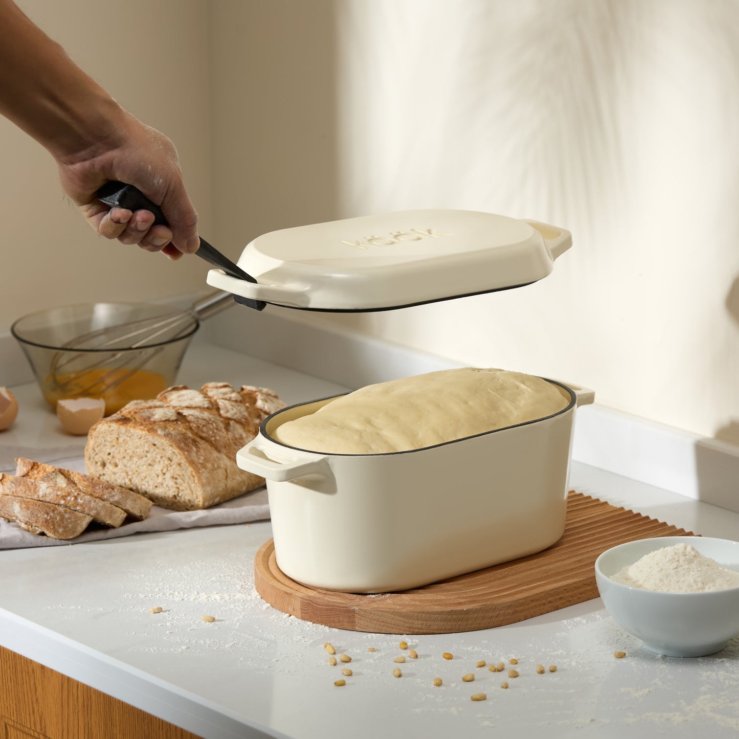 OBLONG DUTCH OVEN, 3.4 QT, IVORY